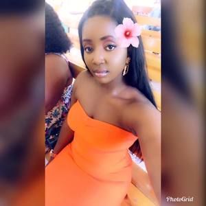 Meet your Posher, Jamila